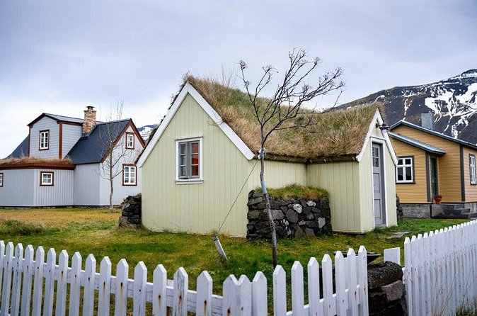 1-Hour Siglufjörður Stroll - Price and value: is $39.91 worth it for a 1-hour walk?