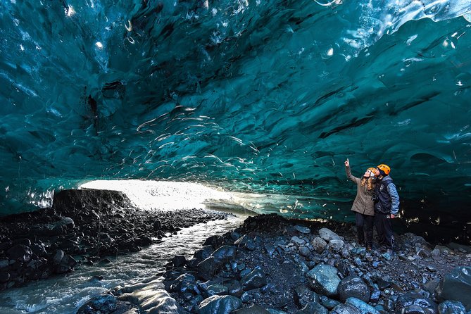 3-Day Ice Cave, South Coast, Golden Circle and Northern Lights - Northern Lights: best chances, not a promise