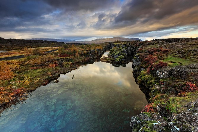 3 Day Summer South Coast, Golden Circle and Jökulsarlon glacier lagoon - Day 1: Pingvellir, Gullfoss, and Geysir without wasting time
