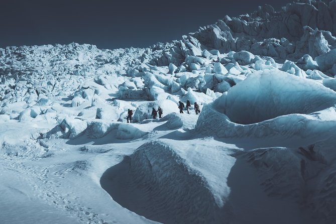 3 Day Summer South Coast, Golden Circle and Jökulsarlon glacier lagoon - Guide impact: why names like Juliana and Thales matter