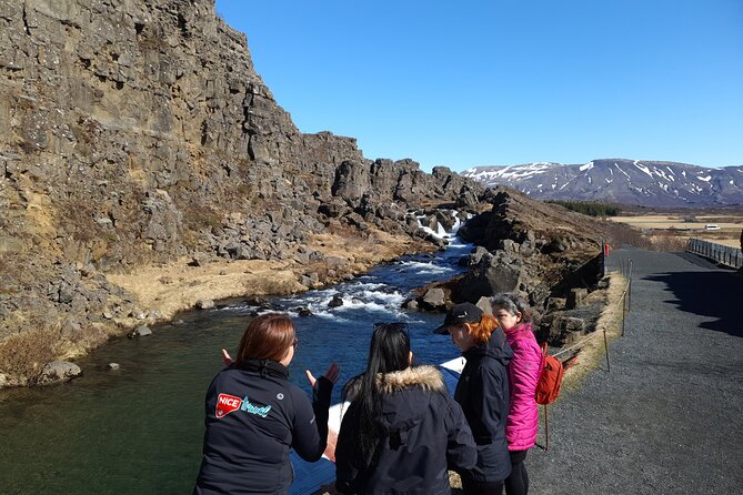 3 Day Tour Jokulsarlon - Golden Circle - South Coast - Glacier Hike - Boat Tour - Comfort on the road: minibus days, luggage, and packing for weather
