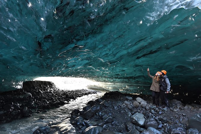 4 Day Blue Ice Cave, South Coast, Golden Circle, Snæfellsnes & Northern Lights - Day 4 Jökulsárlón glacier lagoon, Fellsfjara black-sand ice, and Reynisfjara basalt columns