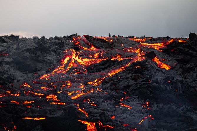 4-Day Iceland: Golden Circle, South Coast, Volcano Hike & Northern Lights - Geldingadalir volcano hike and the northern lights night: where patience matters