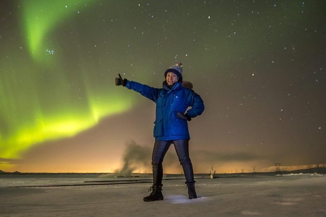 4 Hours Northern Lights Private Luxury Tour - Winter Comfort and Safety: Crampons, Layers, and Breaks