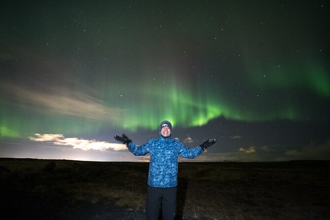 4x4 Reykjavik Northern Lights Tour with Photographer — Aurora RVK - Waiting at the viewpoint: what the best nights feel like