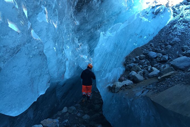 5-Day West Iceland, Ice Cave and South Iceland Small-Group Tour - Getting Picked Up in Reykjavik Without the Headaches