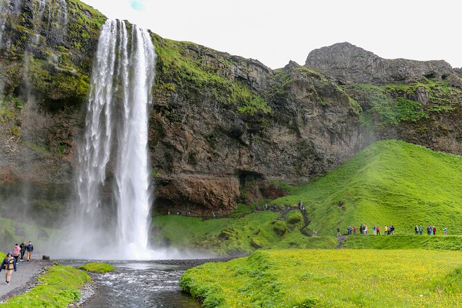 6 Day Iceland Ring Road Highlights Tour With Accommodation - Day 4: Stuðlagil, Dettifoss, and the Lake Mývatn geology circuit