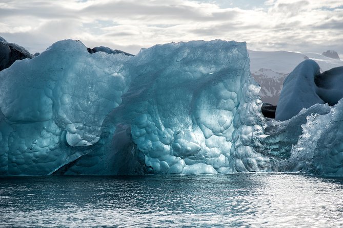 6-Day Summer Ring Route of Iceland Small-Group Tour - Day 3: Skaftafell Glacier Hike on Vatnajökull and the Jökulsárlón Boat Ride