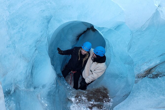 Adventurous Vatnajökull Glacier Exploration - Full Day Hike - Learning from the guide, then moving beyond the crowds