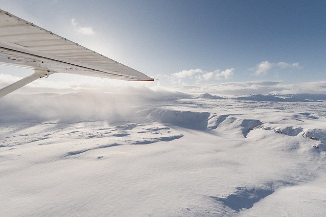 Airplane Flight over Vatnajökull Volcanic Eruption Sites - Why a five-person flight works so well in Skaftafell