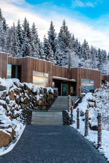 Akureyri: Admission to Forest Lagoon with Towel and Drink - Crowds, timing, and how to get the calm feeling you came for