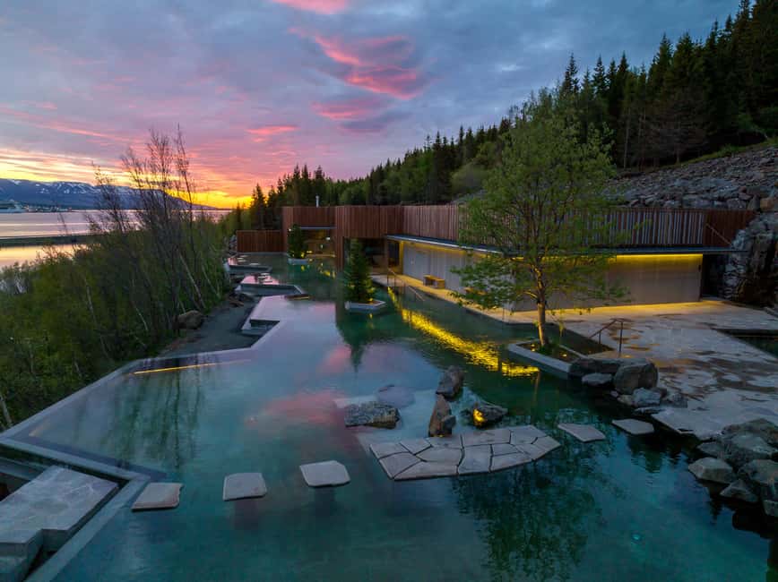 Akureyri: Admission to Forest Lagoon with Towel and Drink - Entering with your towel and drink: what happens first