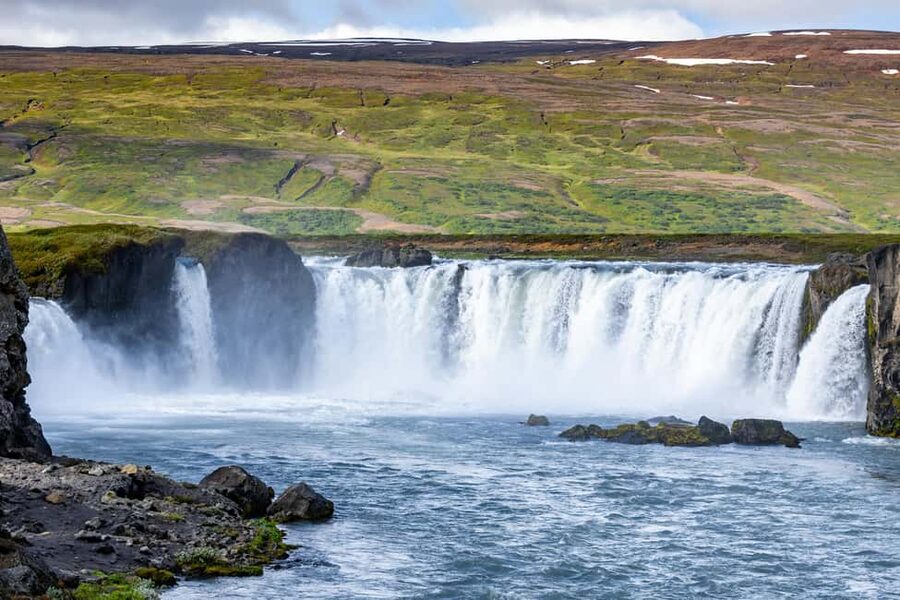 Akureyri: Dettifoss and Goðafoss Waterfalls Tour - Weather and road changes: the one thing you must stay flexible for