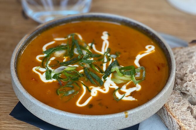 Akureyri Food Walk With 5 Tastings and a Local Guide - Group size and the vibe you should expect