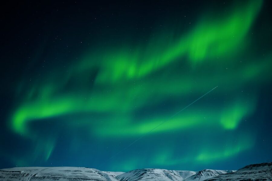 Akureyri: Northern Lights Photography Tour - Transportation, Pickup Timing, and Getting Ready at Night