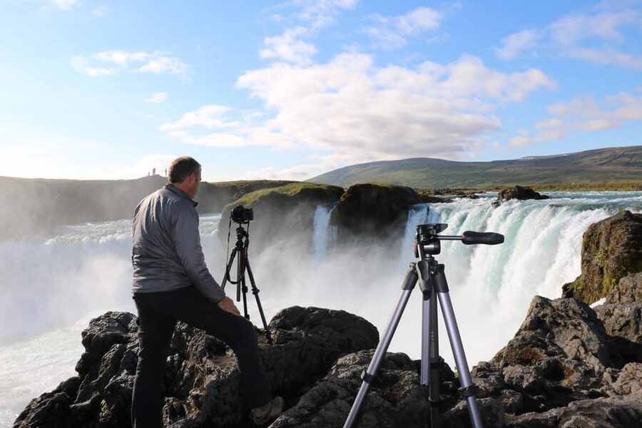 Akureyri Port: Goðafoss and Akureyri Botanical Garden Tour - Goðafoss waterfall, how to get the best experience in limited time