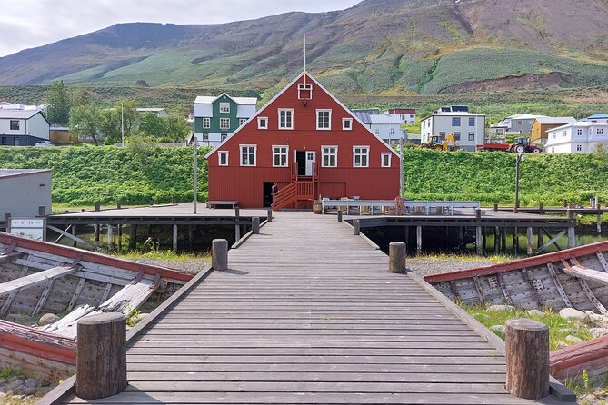 Akureyri Siglufjörður Half Day Tour to the Arctic Coastline - Getting there: pickup, meeting point, and what to watch for