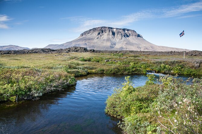 Askja & Holuhraun, Super Jeep Day Tour from Lake Myvatn - Vatnajökull National Park stop: short, but it adds the bigger context