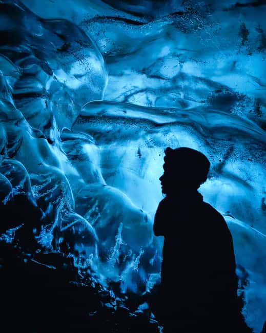 Blue Ice Cave Adventure and Glacier Hike (from Jökulsárlón) - Pace and group dynamics: small group, no rush