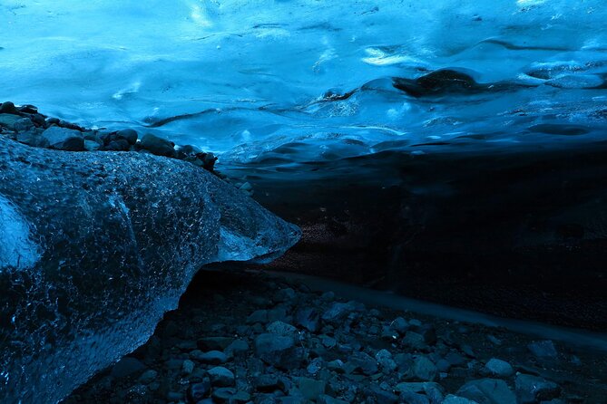Blue Ice Cave Exploration from Jökulsárlón (Small Group Tour) - Small group size (max 10): personal feel without going private