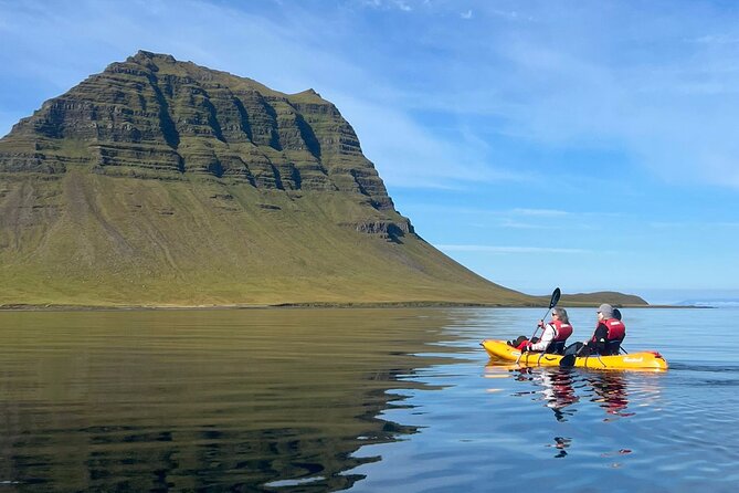 Classic Kayaking Adventure by Mt. Kirkjufell - Key things to know before you paddle Kirkjufell