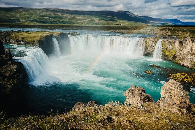 Cruise Tour Godafoss and Myvatn Lake and Baths Small Group - Small group touring in the real world: comfort, pacing, and flexibility