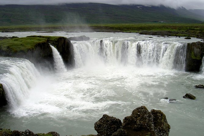 Day Trip to Lake Mývatn And The Nature Baths from Akureyri - Pickup from Akureyri, plus cruise ship meeting points that avoid confusion