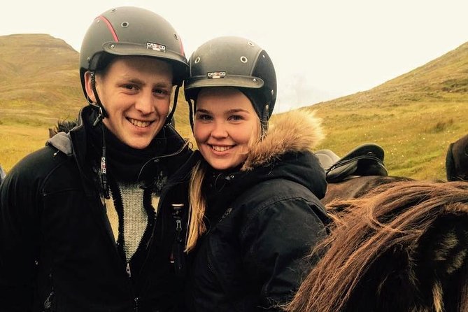Deacon Horse Riding Tour - Coffee, light refreshments, and the homemade cake finish