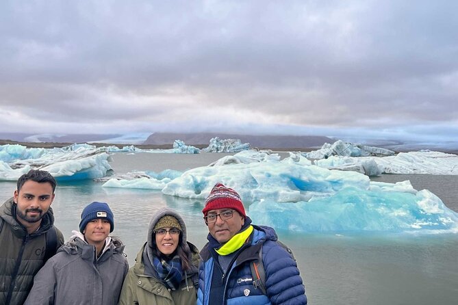 Diamond Beach & Jökulsárlón Floating Glacier Guided Day Tour - Diamond Beach Ice Diamonds on Black Sand