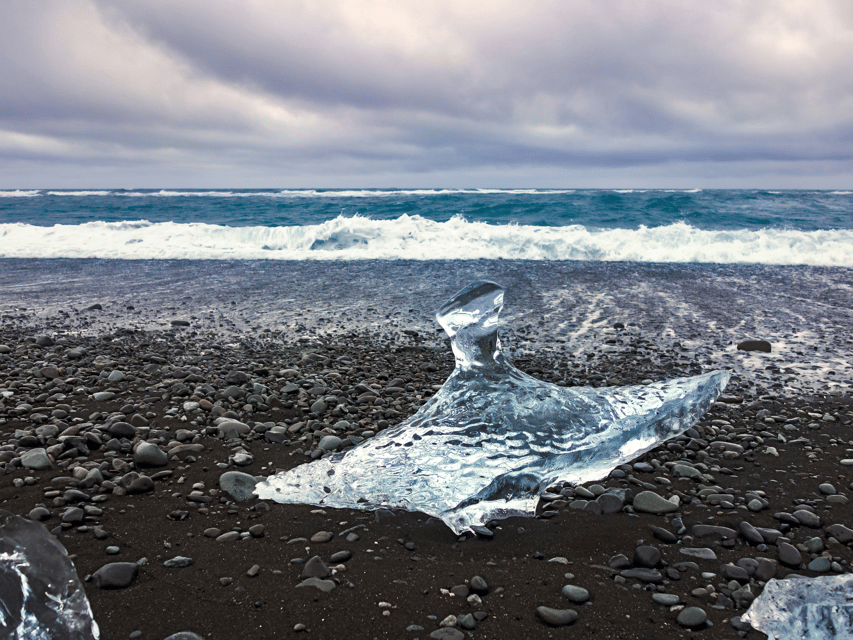 Diamond Beach & Jökulsárlón Glacier Exclusive Day Tour - Why Jökulsárlón and Diamond Beach fit together so well
