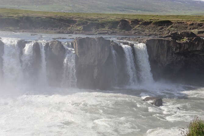 Diamond Circle Tour with Waterfalls From Akureyri - Diamond Circle timing: a full day with six big nature hits