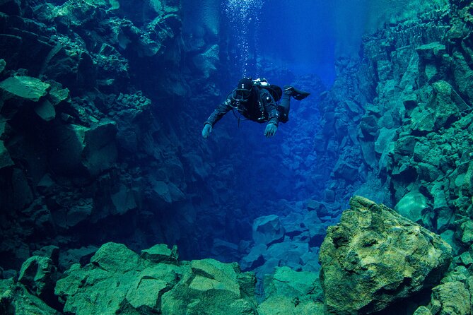 Dive the Divide: Silfra Fissure Scuba Tour | Meet at Thingvellir - Who this tour is best for, and who should skip it