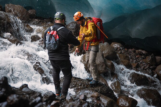 Early Bird Ice Cave with 3 Professional Photos - What Makes This Tour Worth Your Time