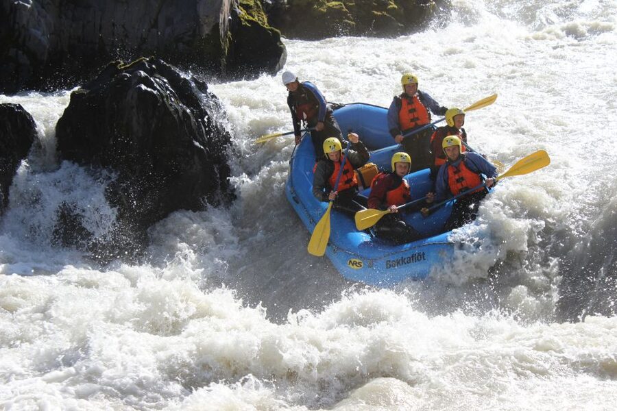 East Glacial River Extreme Rafting - The heart of the trip: 16 km through the glacial canyon