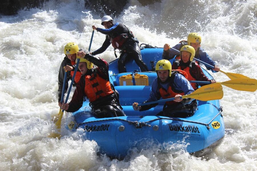 East Glacial River Extreme Rafting - What to pack so you stay warm and comfortable