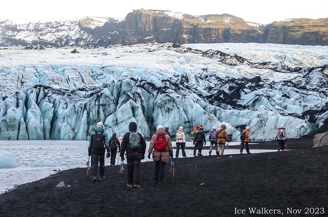 Easy Hike on Sólheimajökull Glacier - Photo Moments That Actually Teach You Something