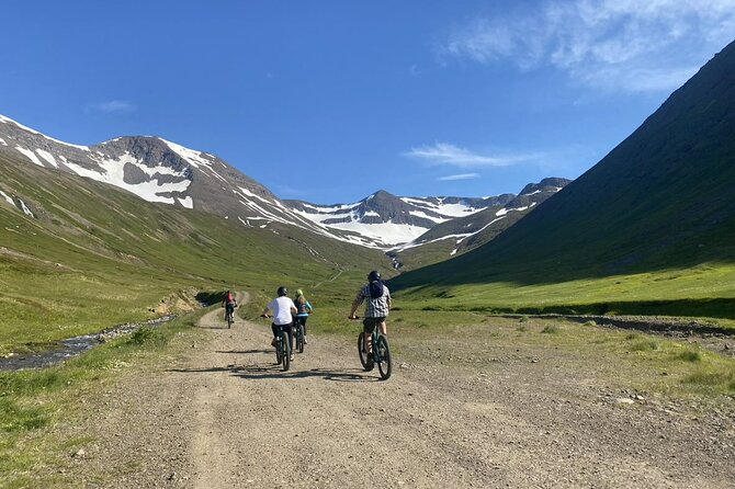 Electric Mountain biking tour in North Iceland - Electric bikes and rugged North Iceland: the Siglufjörður starting point