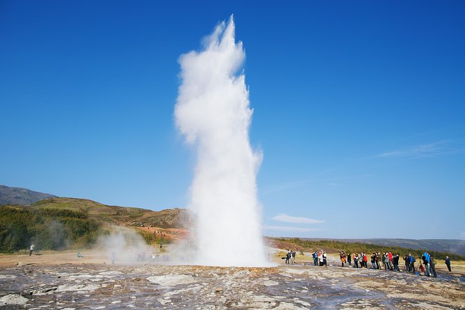 Exclusive Golden Circle: A Private Icelandic Adventure - Gullfoss waterfall: the crevice drop, misty viewpoints, and real weather