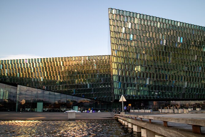 Explore Reykjavik in 60 minutes with a Local - Alþingishúsið: Starting With Iceland’s Parliament Powerhouse