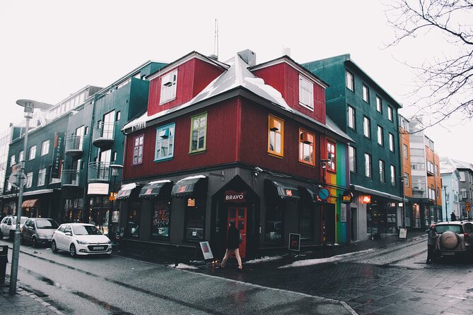 Explore Reykjavik in 60 minutes with a Local - What You Really Get for $94.59