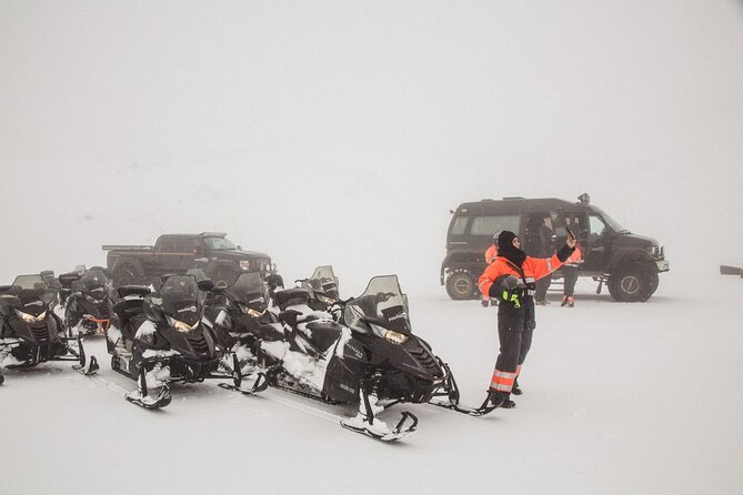 Eyjafjallajökull by Super Jeep - What to bring for a glacier walk when the day is only 5 hours
