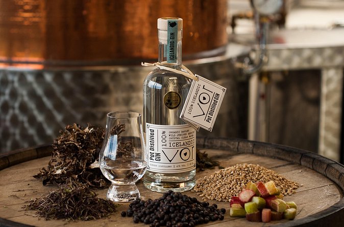 Flóki Whisky Distillery Tour & Tasting in Reykjavík - Small-group energy: why up to 15 people changes everything