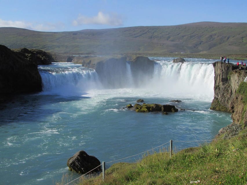 From Akureyri: Diamond Circle Tour with Waterfalls - Grjótagjá: the tectonic crack and the small hot spring in a cave