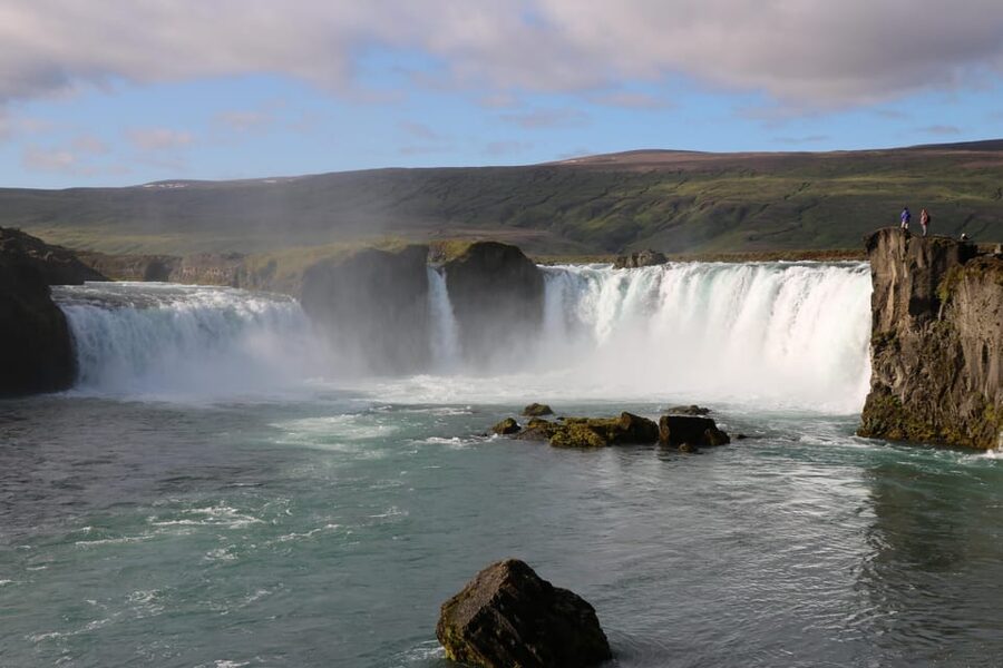 From Akureyri: Goðafoss Express Minibus Tour - The minibus ride with English commentary: what makes the trip feel guided