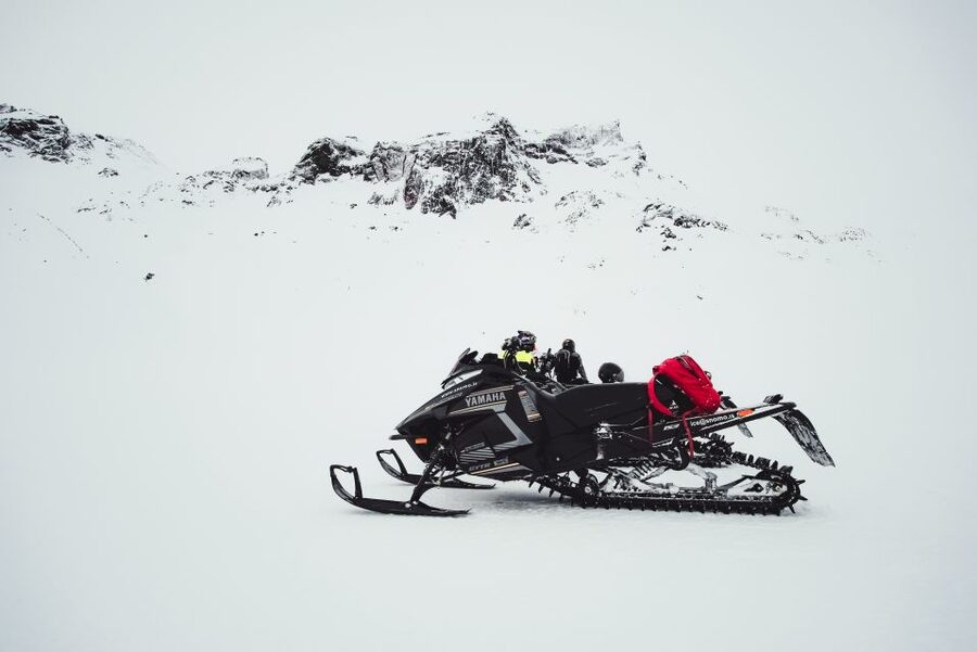 From Gullfoss: Glacier Rush on Langjökull Glacier - Group size and the guide factor: why up to 10 changes everything