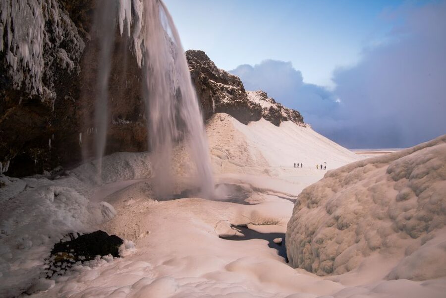From Reykjavik: 3-Day South Coast Winter Tour with Ice Cave - Jökulsárlón Glacier Lagoon: ice that looks like it’s been cut out