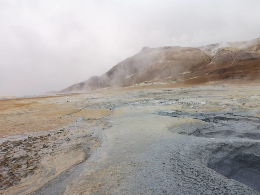 From Reykjavík: 4, 5, 6 or 7-Day Small-Group Ring Road Tour - Day 2: Jökulsárlón Ice, Diamond Beach, East Fjords, and Optional Floating Icebergs