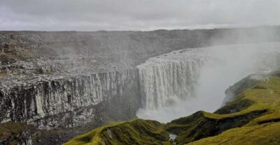4, 5, 6 or 7-Day Small-Group Ring Road Tour
