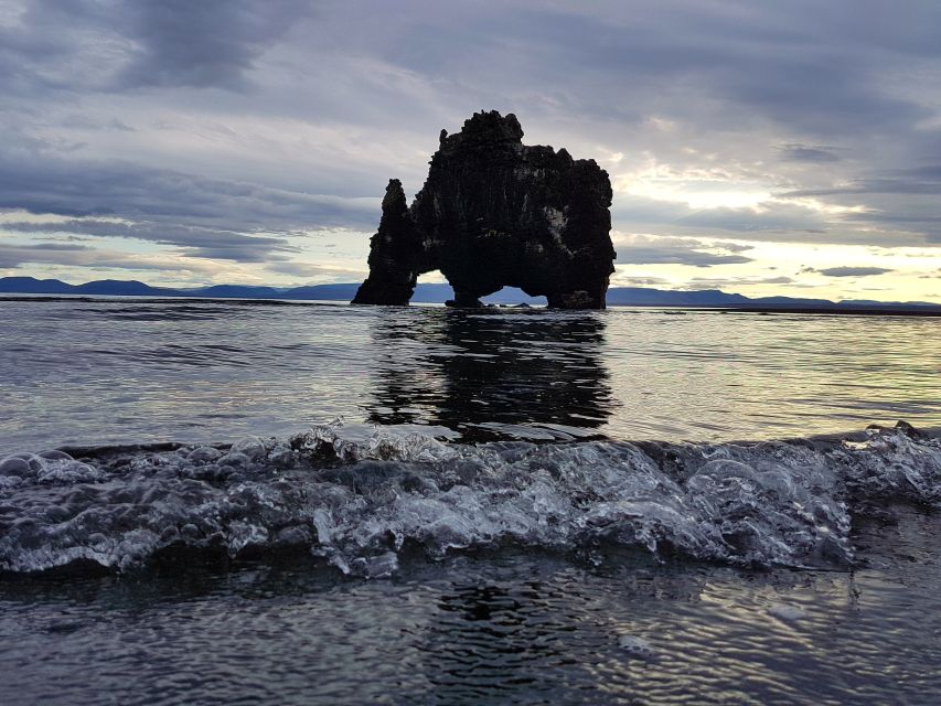 From Reykjavík: 4, 5, 6 or 7-Day Small-Group Ring Road Tour - Optional Day 5: Borgarfjörður Waterfalls, Sturlureykir Horses, and Viðgelmir Lava Cave