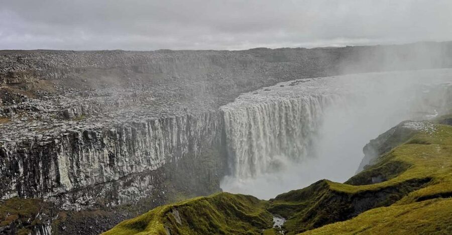 From Reykjavík: 4, 5, 6 or 7-Day Small-Group Ring Road Tour - Day 1: South Coast Waterfalls, Reynisfjara Black Sand, and a Geyser Bakery Moment